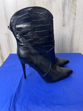 Fashion Nova Women's Black Croc-Embossed Pointed Toe High-Heel Boots 10